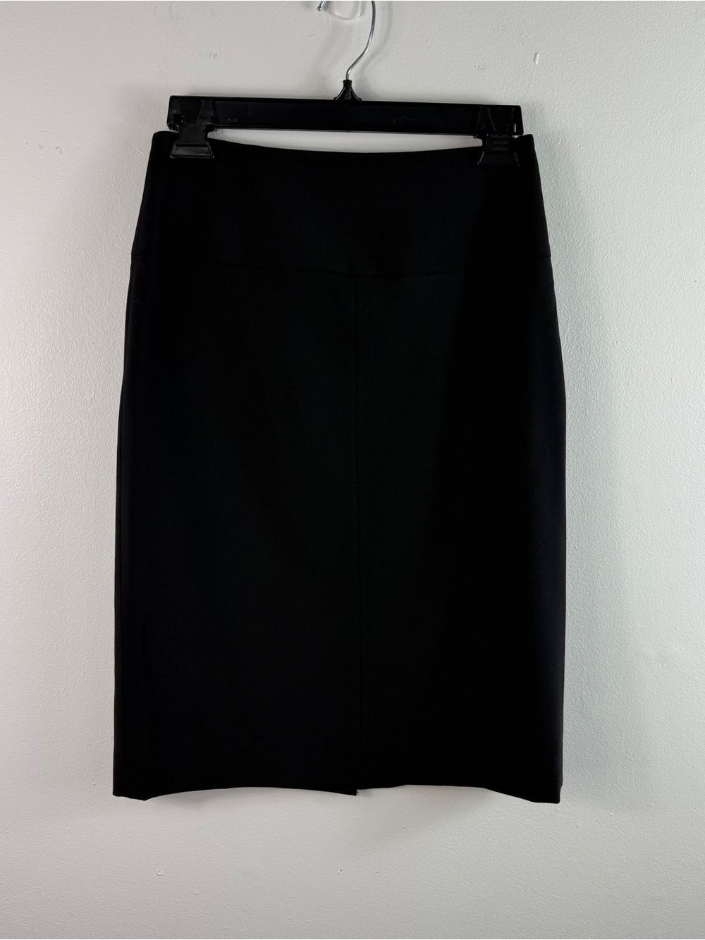 Banana Republic Classic Pencil Skirt Size 2 Black Knee Length Stretch Career
